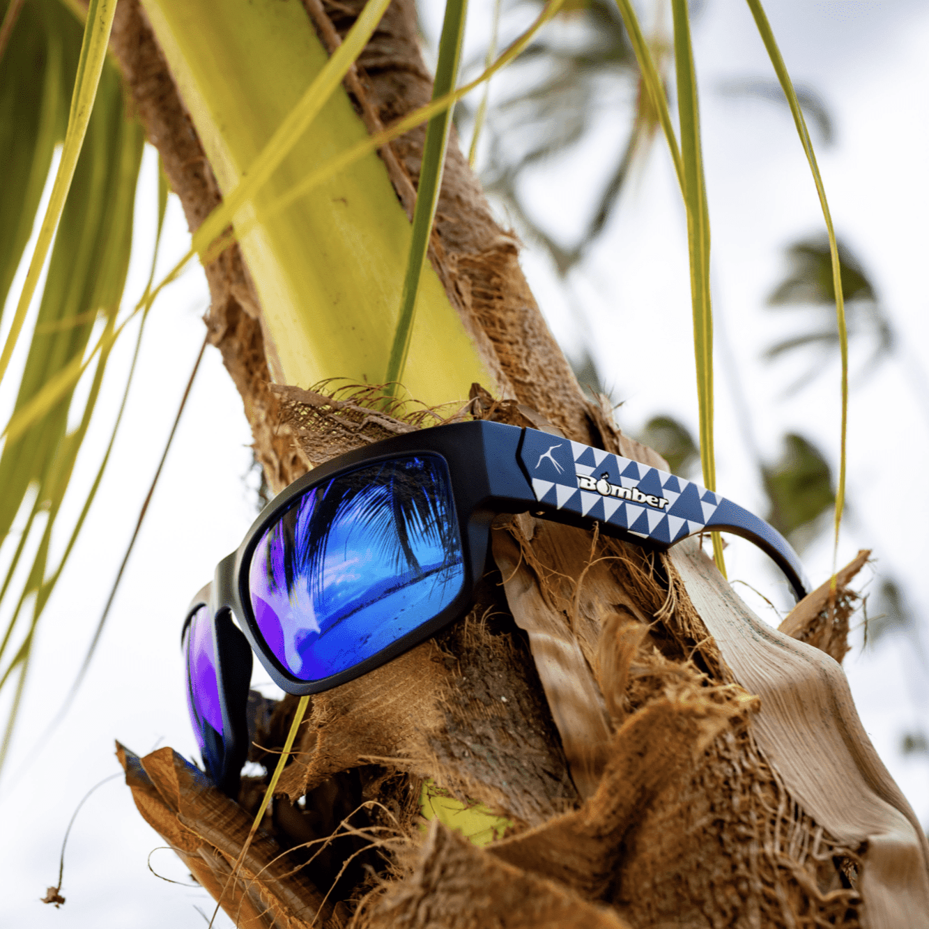 TIGER Safety - Polarized Blue Mirror Mana Series - Safety Glasses - Bomber Eyewear - TR111BMM