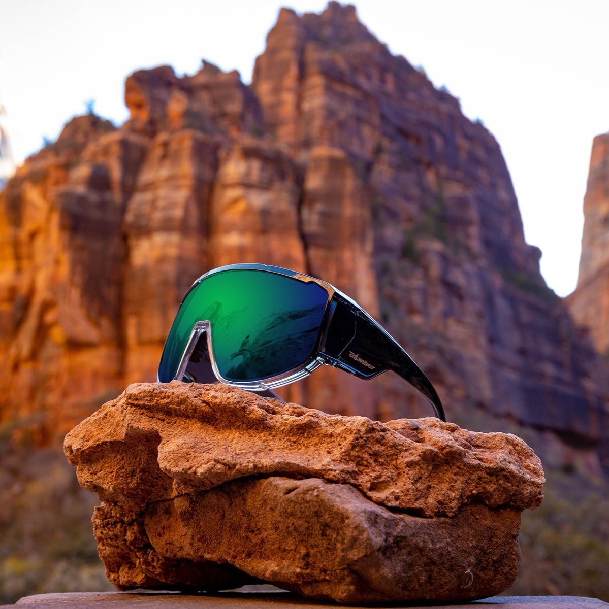 MAGNUM Safety - Green Mirror Crystal - Safety Glasses - Bomber Eyewear - MG104GM