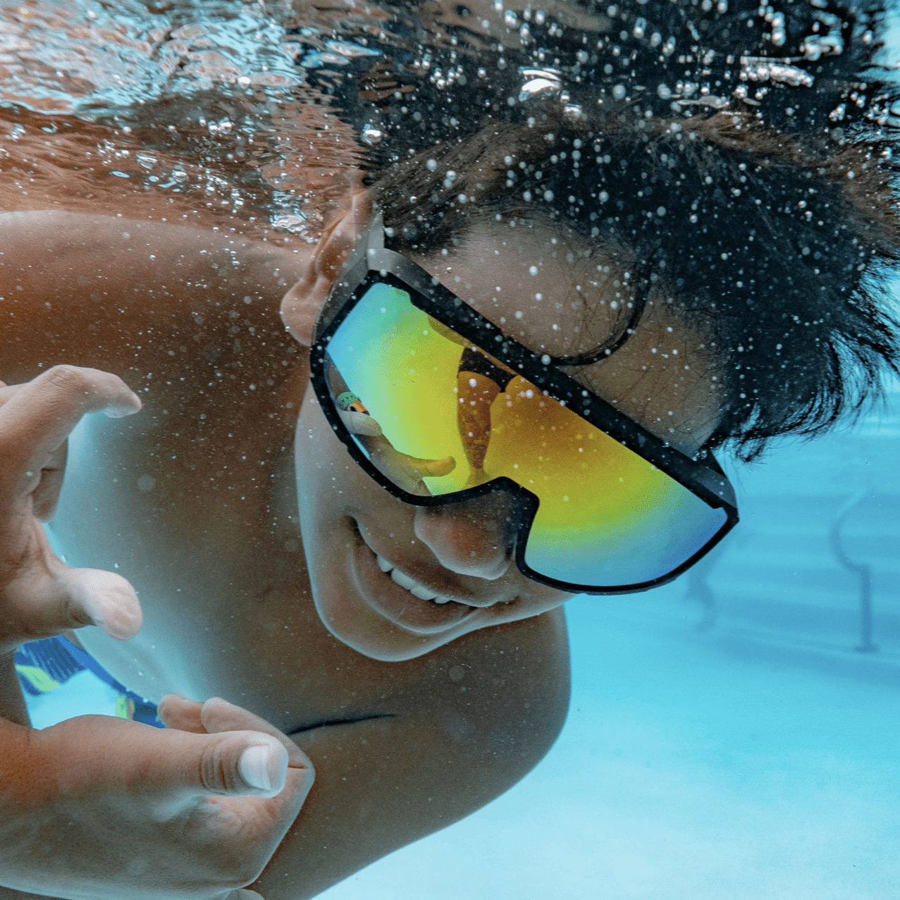 MAGNUM Safety - Polarized Red Mirror - Safety Glasses - Bomber Eyewear - MG111RM